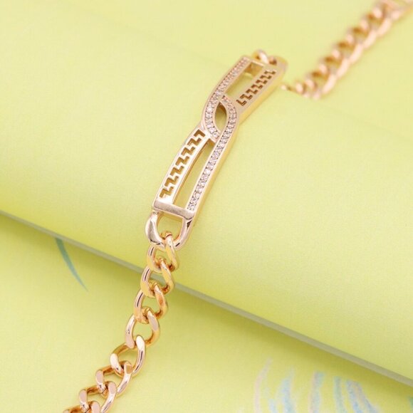 "Elegant Rose Gold Bracelet with Diamond Cutout Design, XPBL0957 - Picture 4 of 12